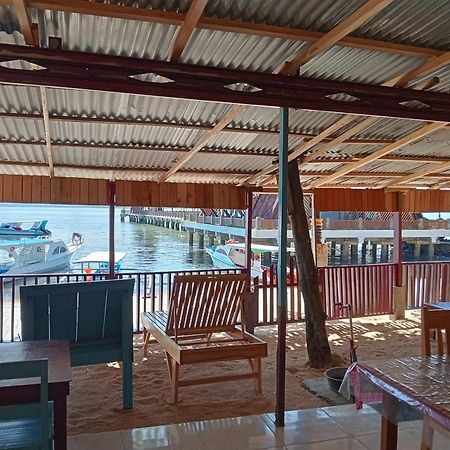Mamalis Homestay 美娜多 外观 照片