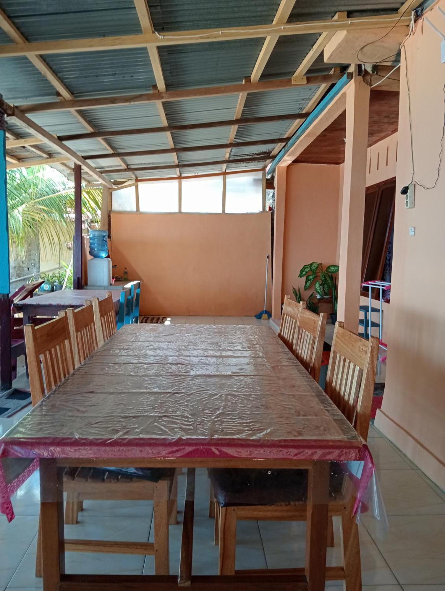 Mamalis Homestay 美娜多 外观 照片