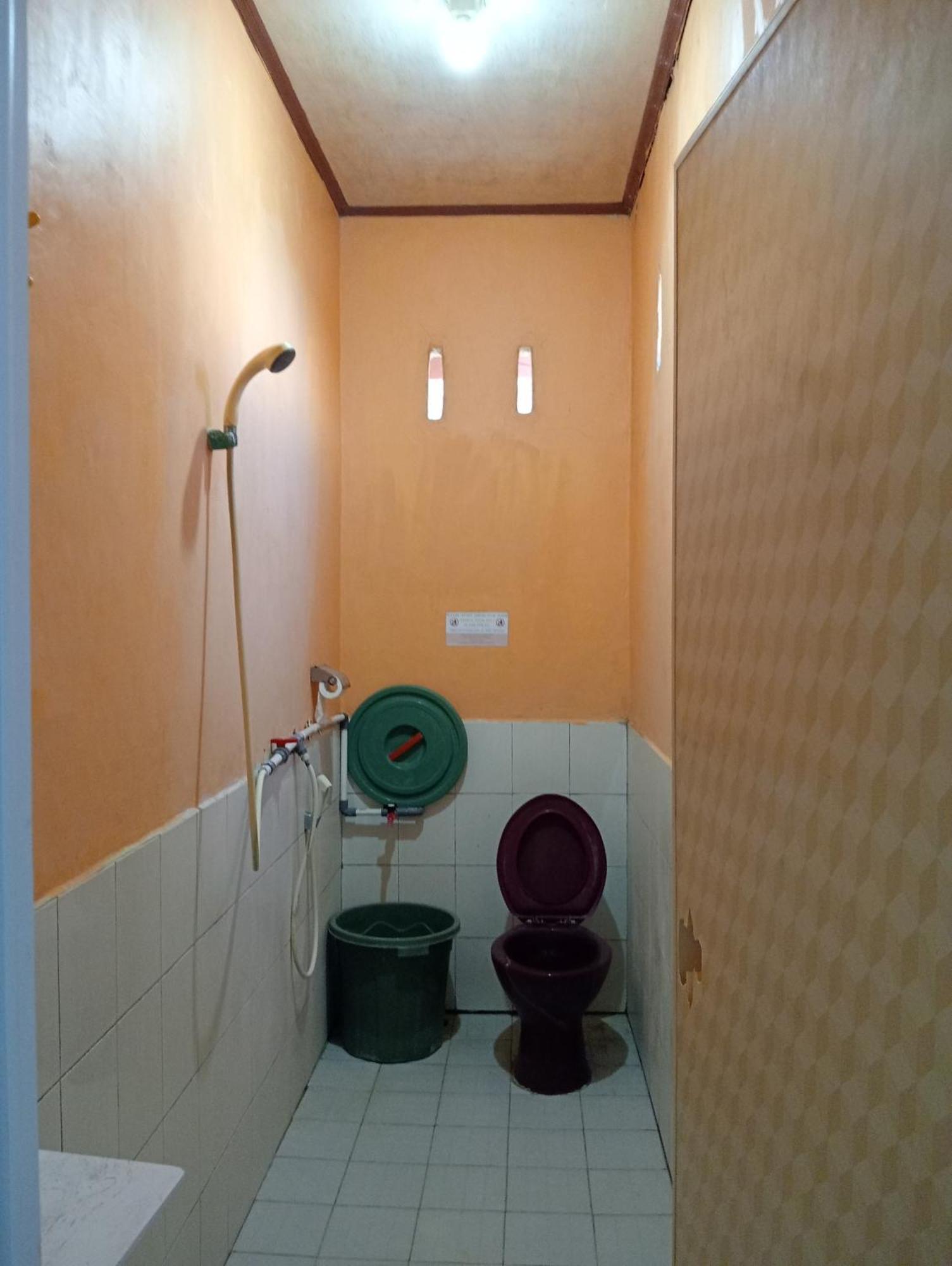 Mamalis Homestay 美娜多 外观 照片