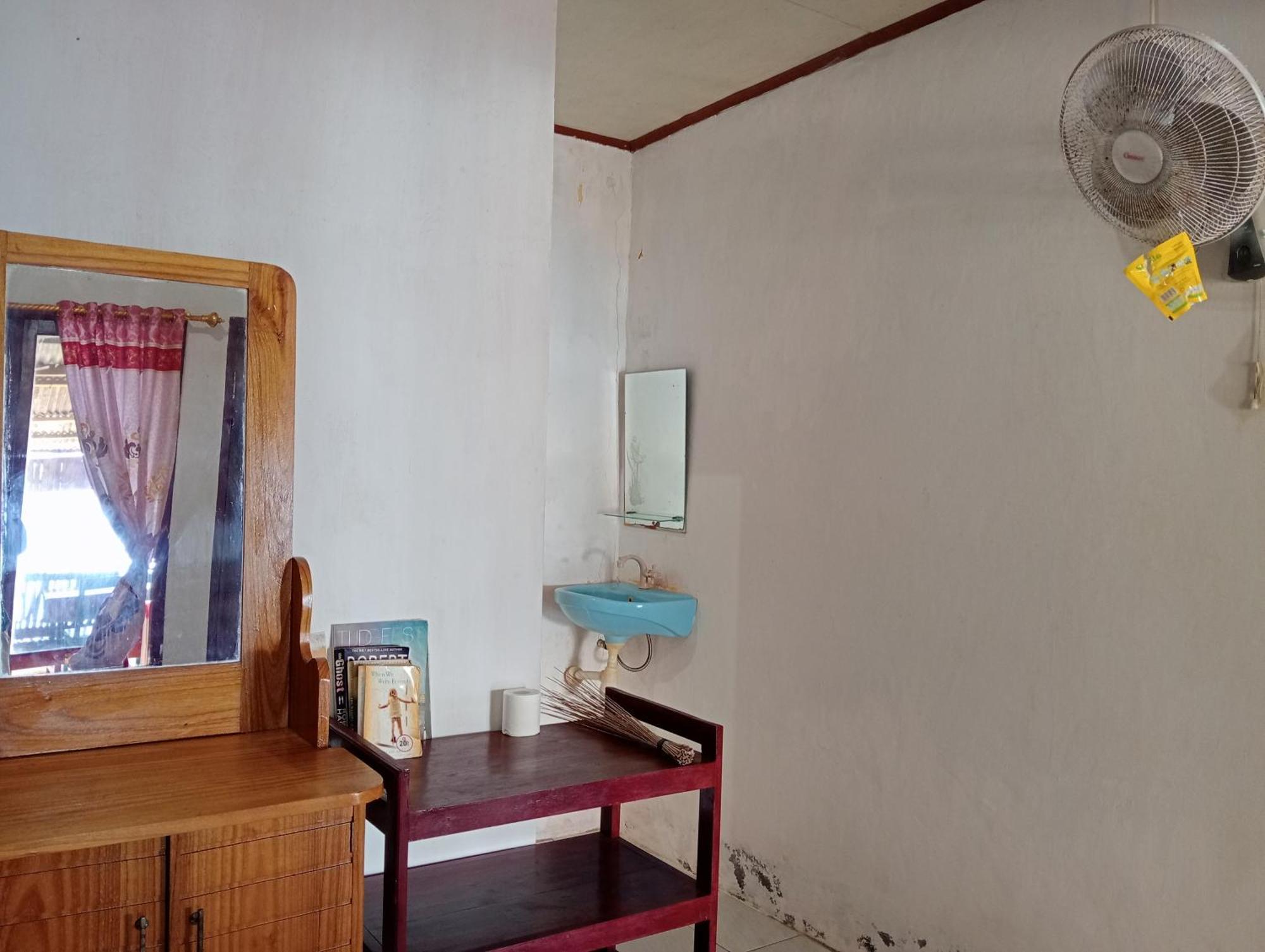 Mamalis Homestay 美娜多 外观 照片