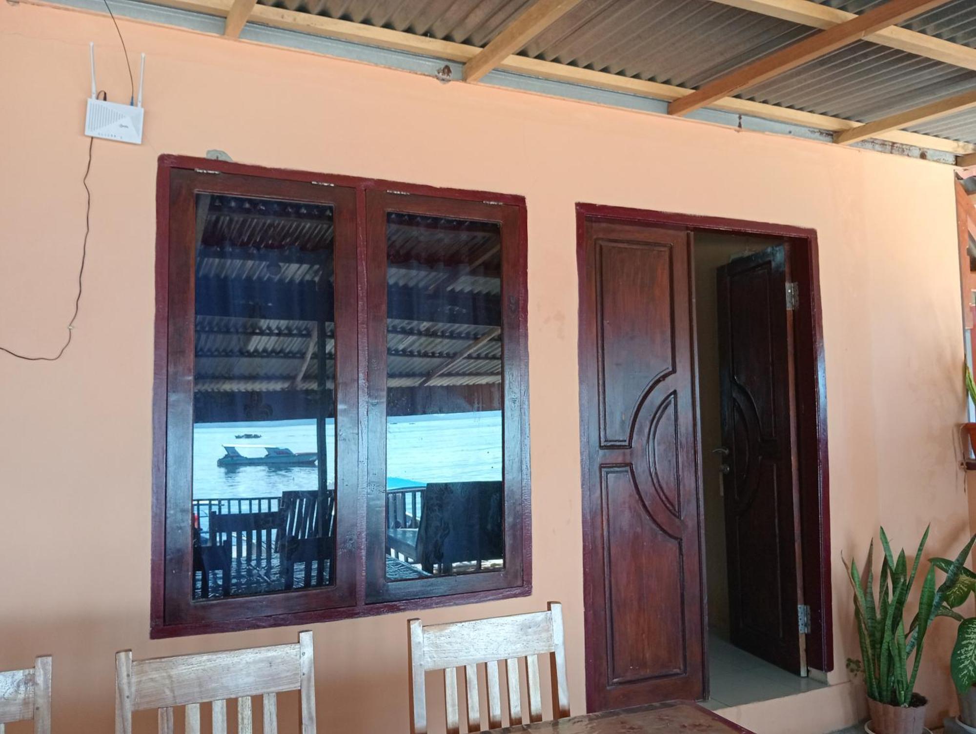 Mamalis Homestay 美娜多 外观 照片